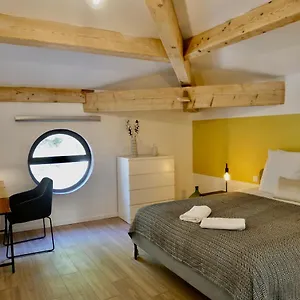 https://renove-pkg-wifi-entree-ind-en-vau-coliving-mas-des-sous-bois.aixenprovencehotels.org