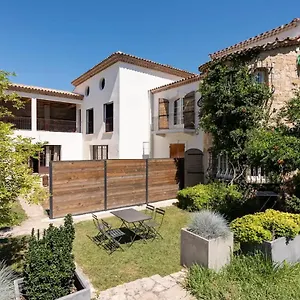 https://port-miou-coliving-mas-des-sous-bois.aixenprovencehotels.org
